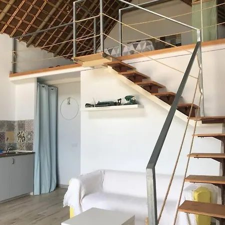 Mirador By Lola